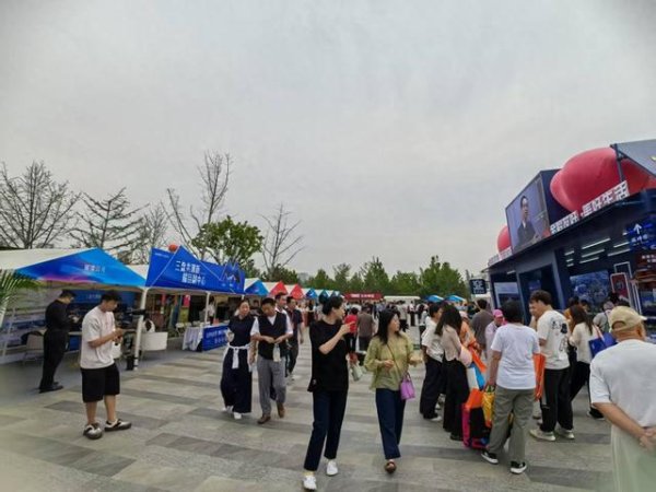 盈远期策略 通州首届房展会直击：多盘打折，首位认购者享百万优惠