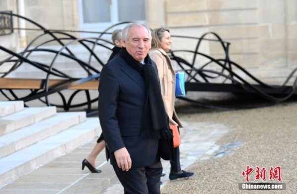 嘉信资本 法国总理贝鲁向总统马克龙递交辞呈