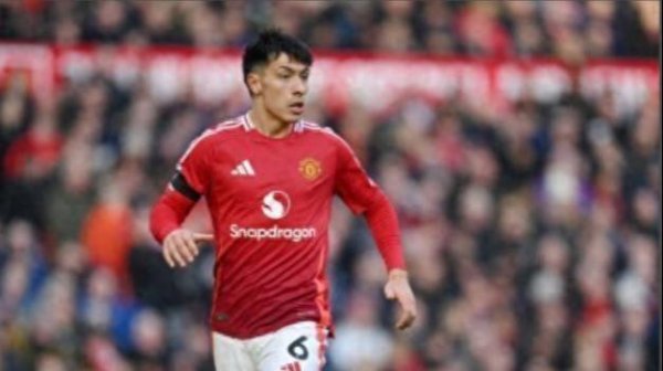 牛博士 阿根廷国脚时隔9个月重返曼联合练，复出进入最后阶段